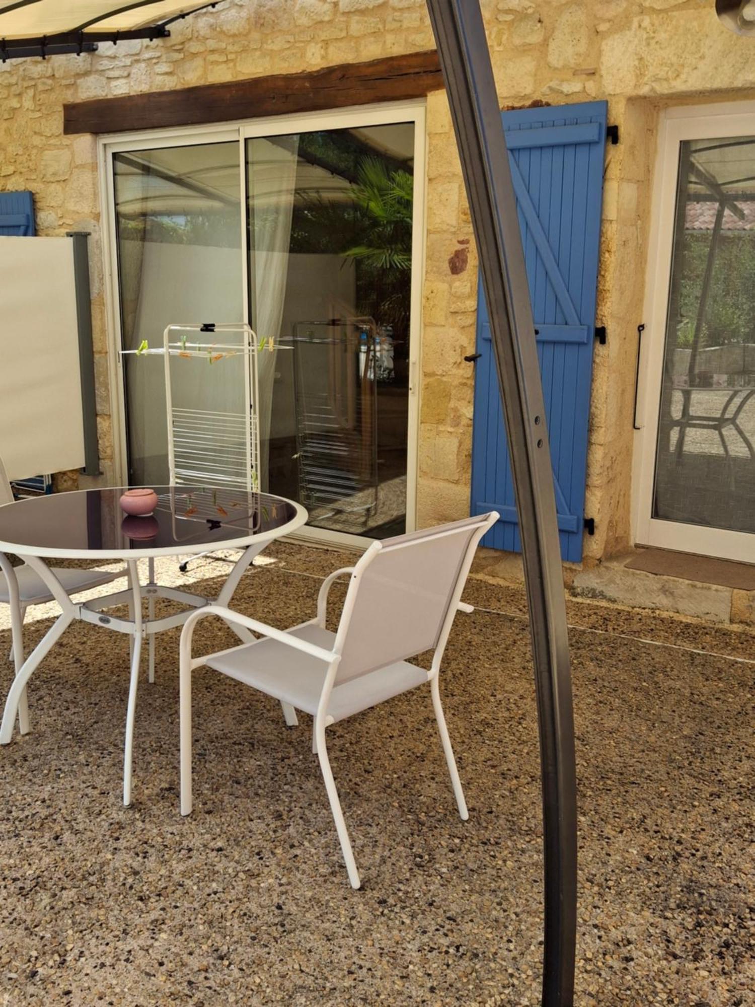 Aux Blanches Pierres Apartment Fumel Екстериор снимка